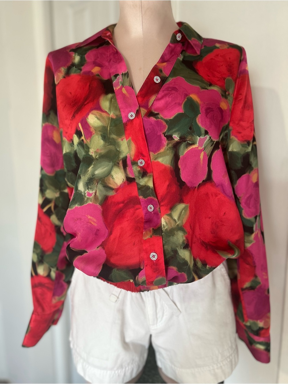 Karl Lagerfeld Red & Pink Floral Silk-Feel Button Down Blouse
